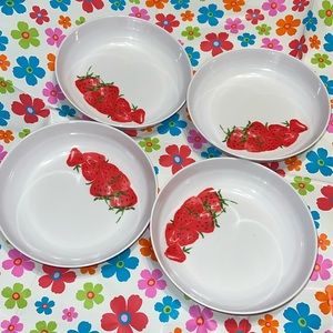 New Trueliving Set of Four 8” Strawberry Fruit Print Melamine Pasta Bowl